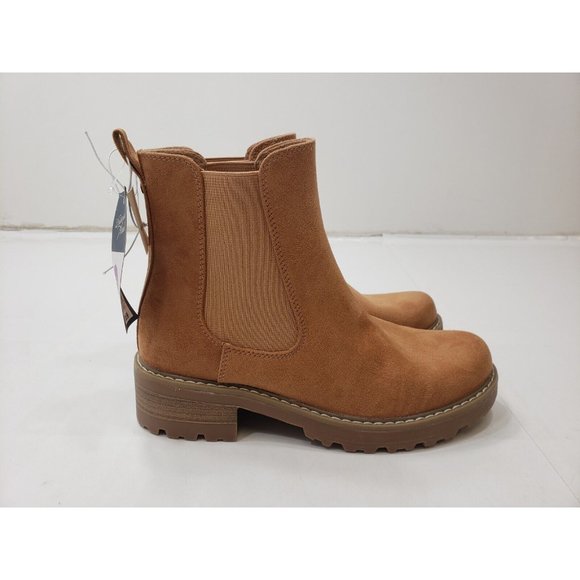 Universal Thread Celina Womens Chelsea Boots Slip On Faux Suede Cognac Brown 6.5 - Picture 2 of 7